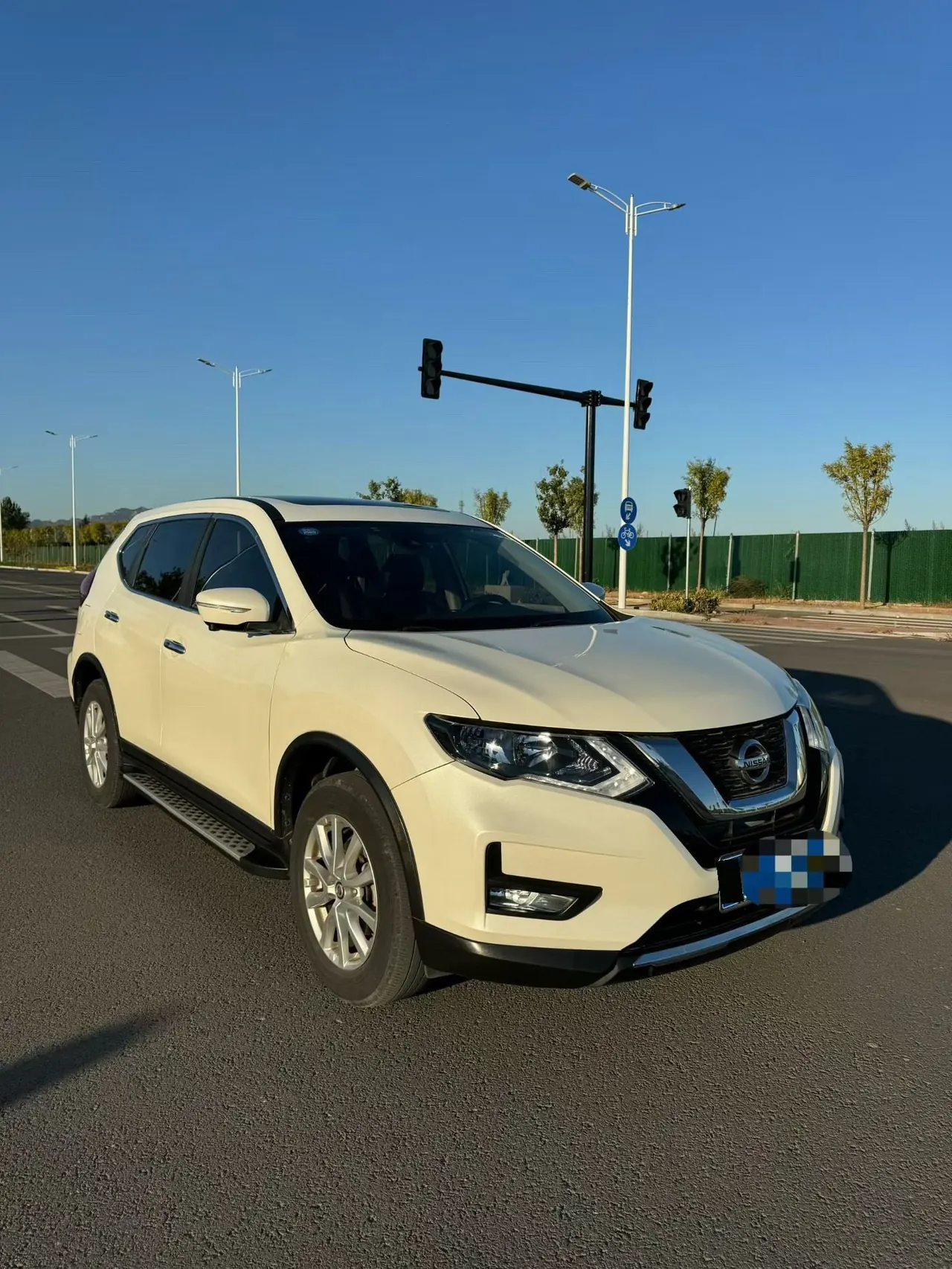 Nissan 2020 Qijun 2.0 Stepless XL ITS Two-Drive Comfort Edition Automatic Gear 3