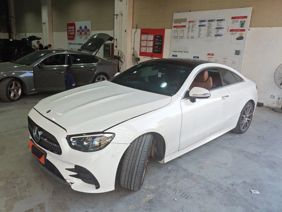 打开图片灯箱:Mercedes Benz Class E (Imported) 2020 E 260 Coupe 48V 1.5T Automatic Gear