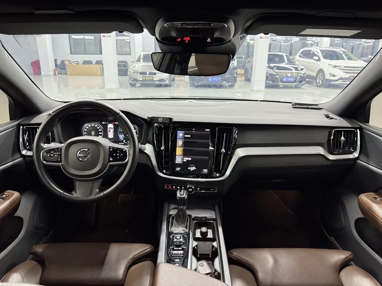 Volvo 2020 S60 2.0T T4 Zhiyuan Deluxe Edition Automatic Gear 8