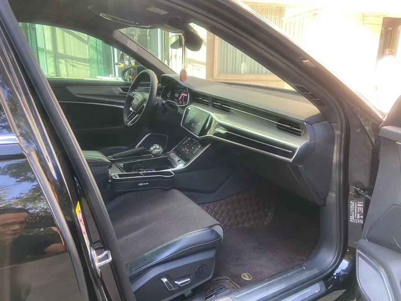 Audi 2023 A6L 2.0TFSI 40TFSI Deluxe Dynamic Automatic 9