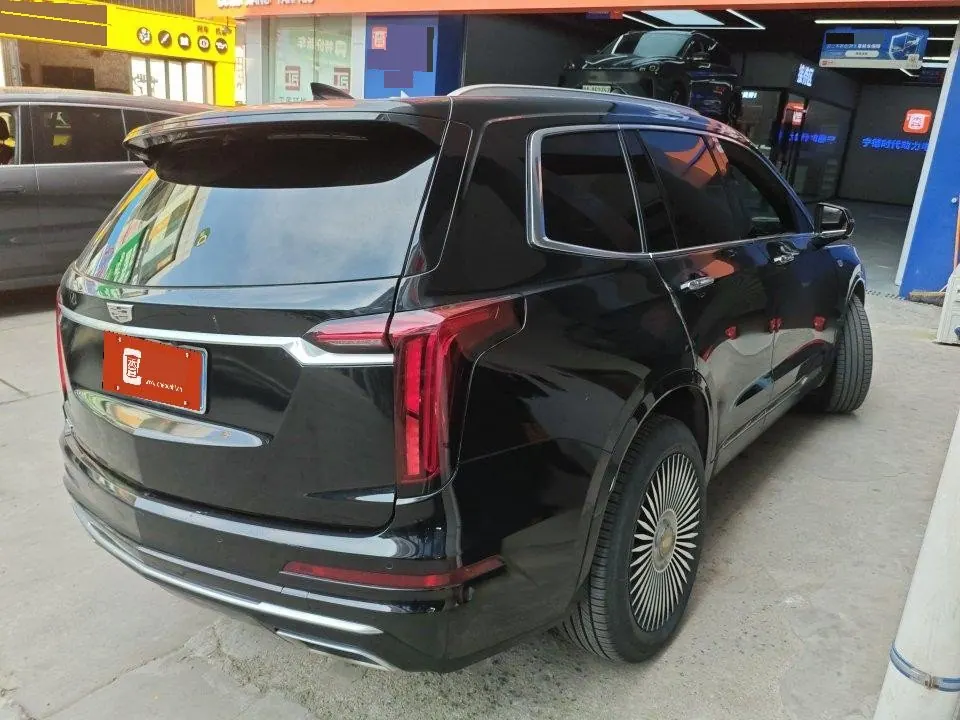 Cadillac 2020 XT6 2.0T 28T 6-seat 4-wheel drive luxury (modified) automatic gear 3