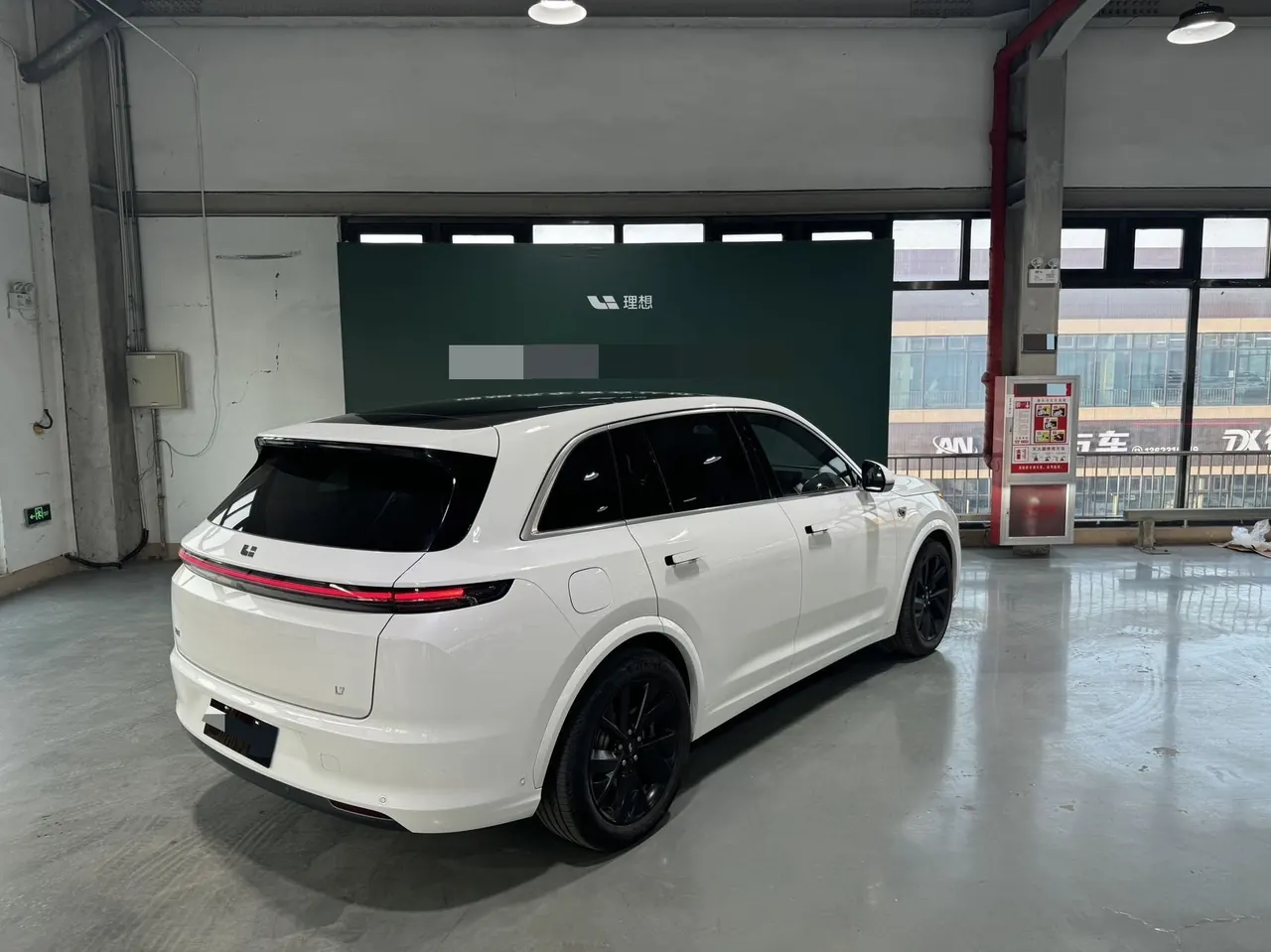 Li 2023 L7 Pro automatic gear 3