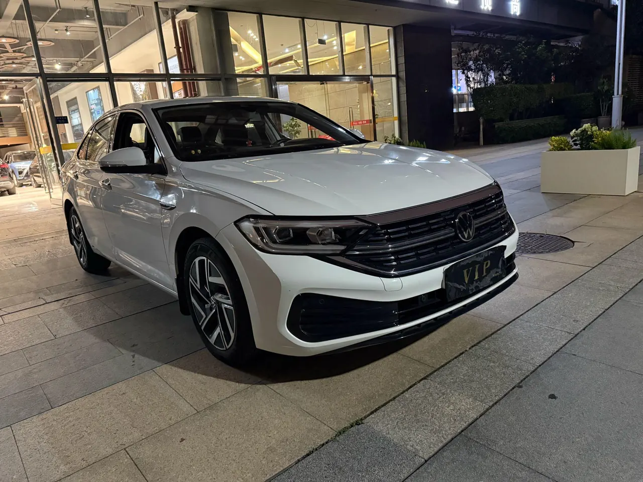 Volkswagen 2023 Sagitar 1.5TSI 300TSI Exceed Edition Automatic 3