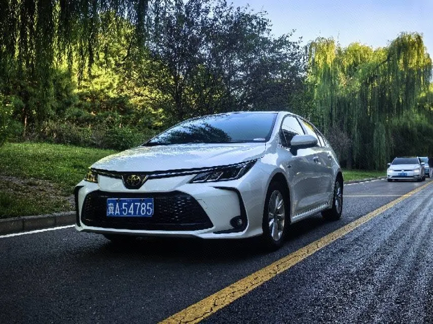 Open image lightbox: Toyota 2024 Corolla Double Engine 1.8 Stepless Intelligent Electric Hybrid Elite Automatic Gear
