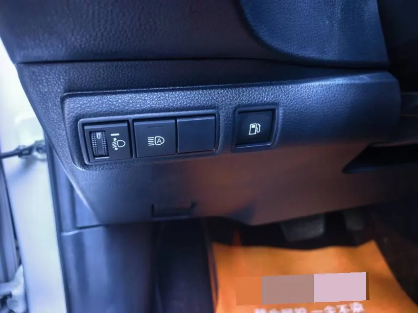 Toyota 2024 Corolla Double Engine 1.8 Stepless Intelligent Electric Hybrid Elite Automatic Gear 18