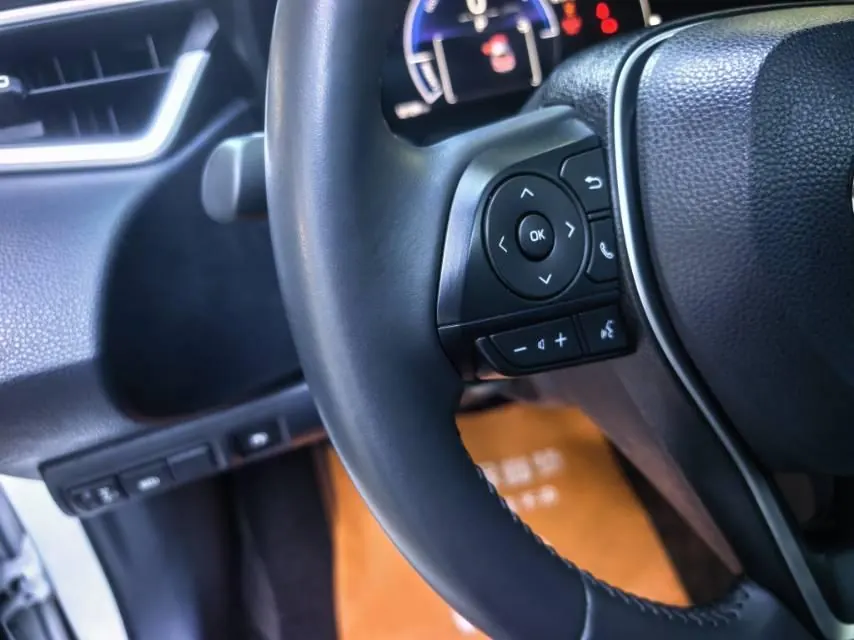 Toyota 2024 Corolla Double Engine 1.8 Stepless Intelligent Electric Hybrid Elite Automatic Gear 20