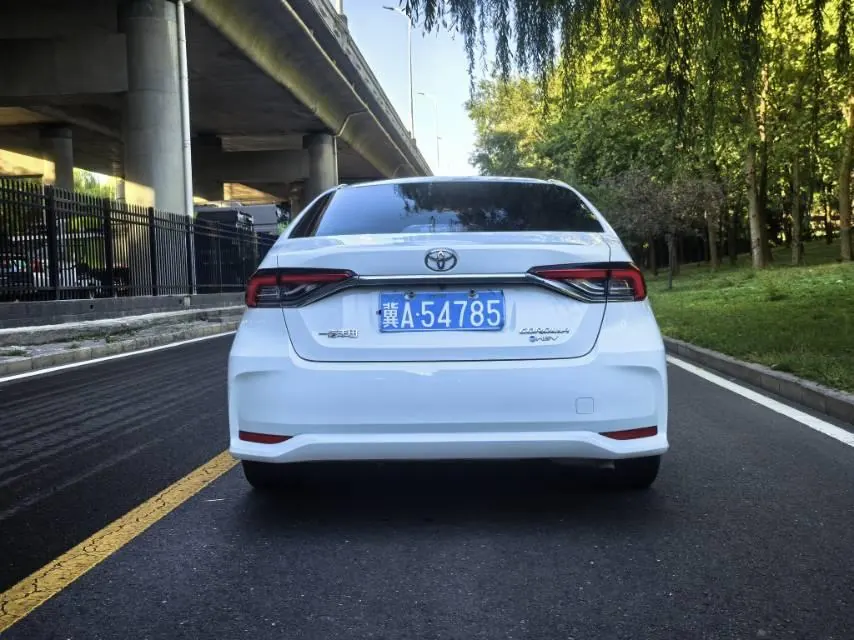 Toyota 2024 Corolla Double Engine 1.8 Stepless Intelligent Electric Hybrid Elite Automatic Gear 5