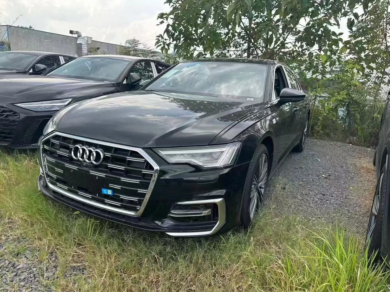 Открыть галерею: Audi 2026 A6L 2.0TFSI 45TFSI Quattro Selected Dynamic Automatic