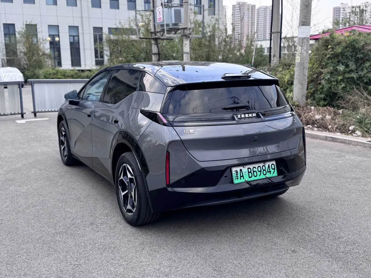 Zeekr 2025 Zeekr X five-seat rear-drive automatic gear 10