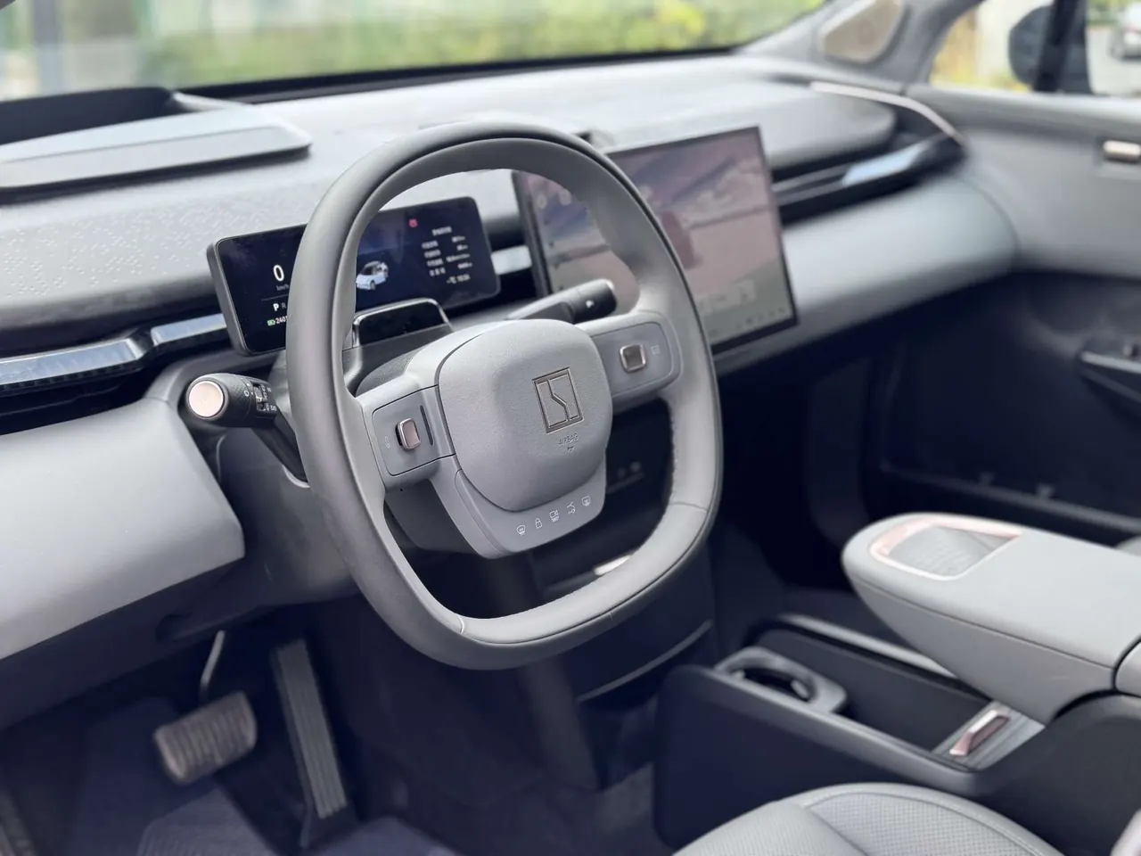 Zeekr 2025 Zeekr X five-seat rear-drive automatic gear 5