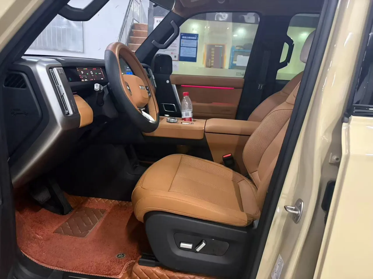 ICAR 2026 iCAR V 27 200KM 4WD Falcon 700 Automatic 3