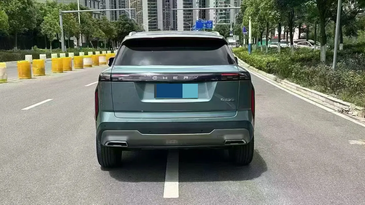 Chery 2025 Explore 06 1.6T Urban Edition Two-Drive Luxury Automatic Gear 6