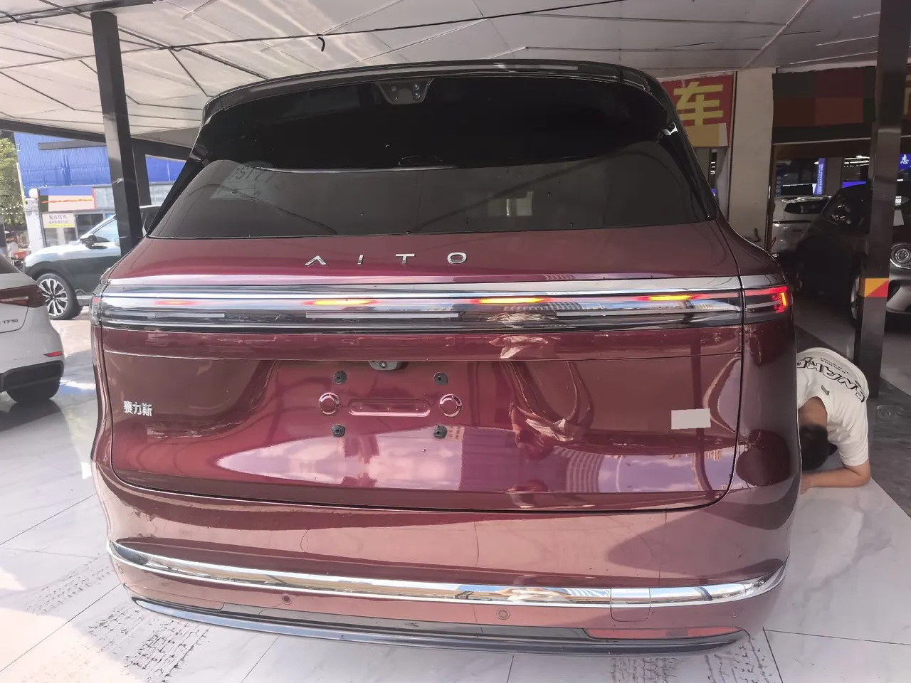 AITO 2026 AITO M7 extended range Ultra 4-wheel drive version 6 seats (192-line laser Radar) automatic gear 5