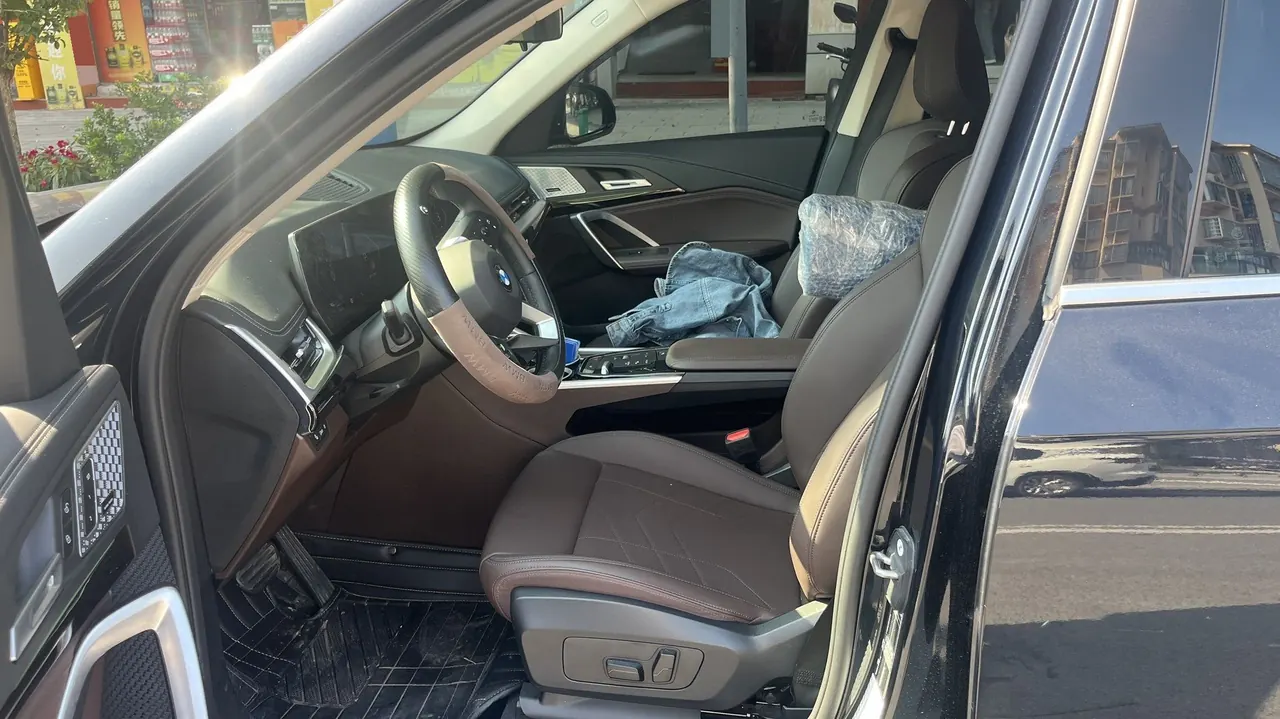 BMW 2025 X1 sDrive25Li 2.0T M sports suit automatic gear 5
