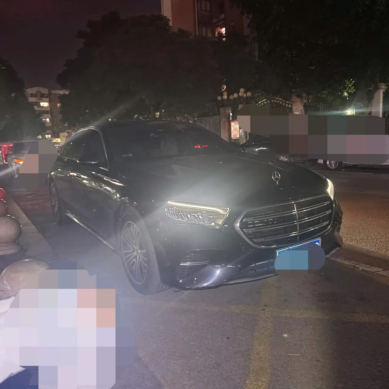 Mercedes Benz E Class 2024 E 260 L 48V 2.0T Automatic 3