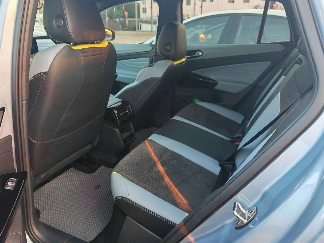 Volkswagen 2021 ID. 4 X Pro Extremely Intelligent Long Endurance Edition Automatic Transmission 2