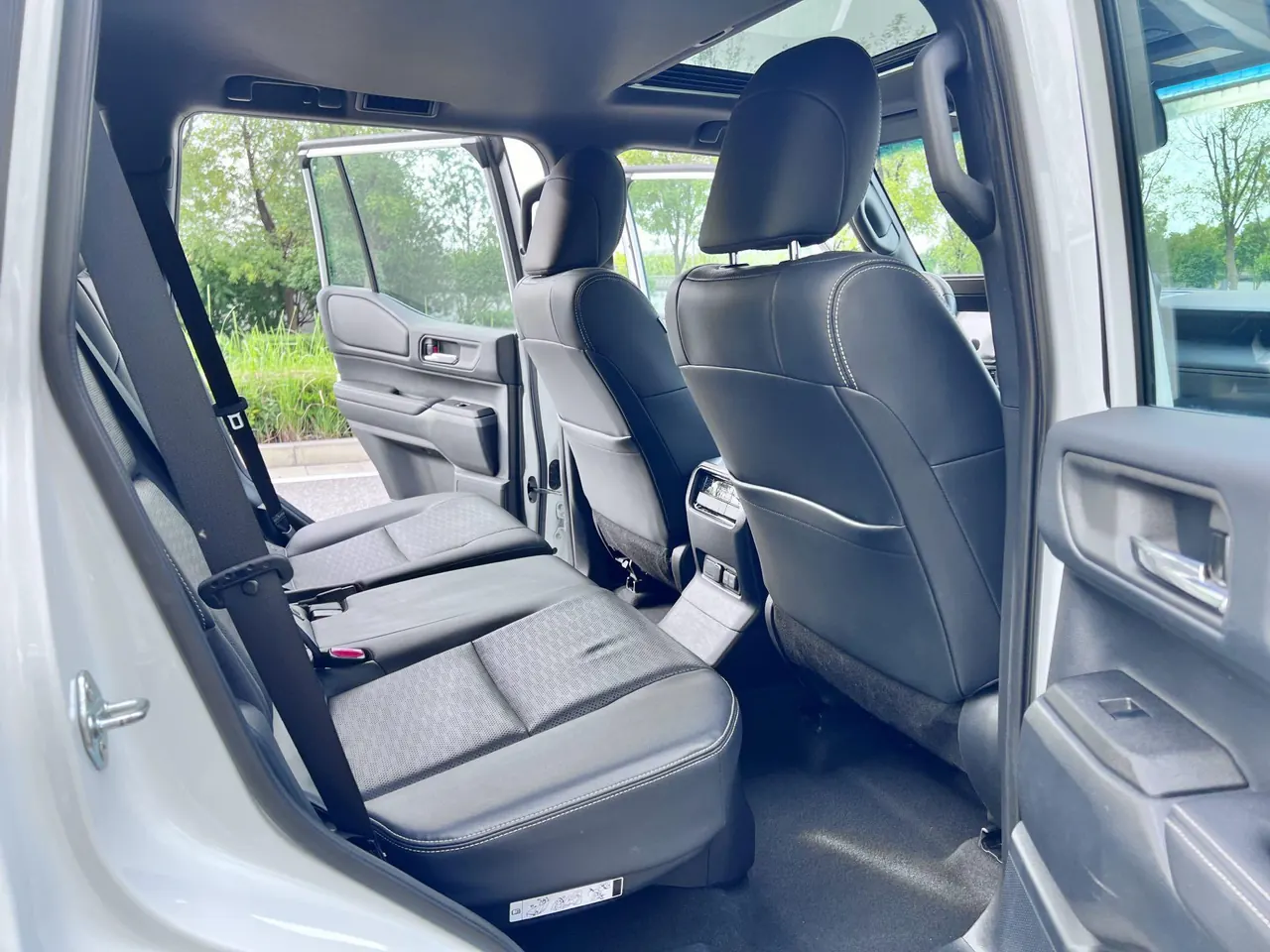Toyota 2024 Prado HEV 2.4T all-around TX version 5-seat automatic gear 10