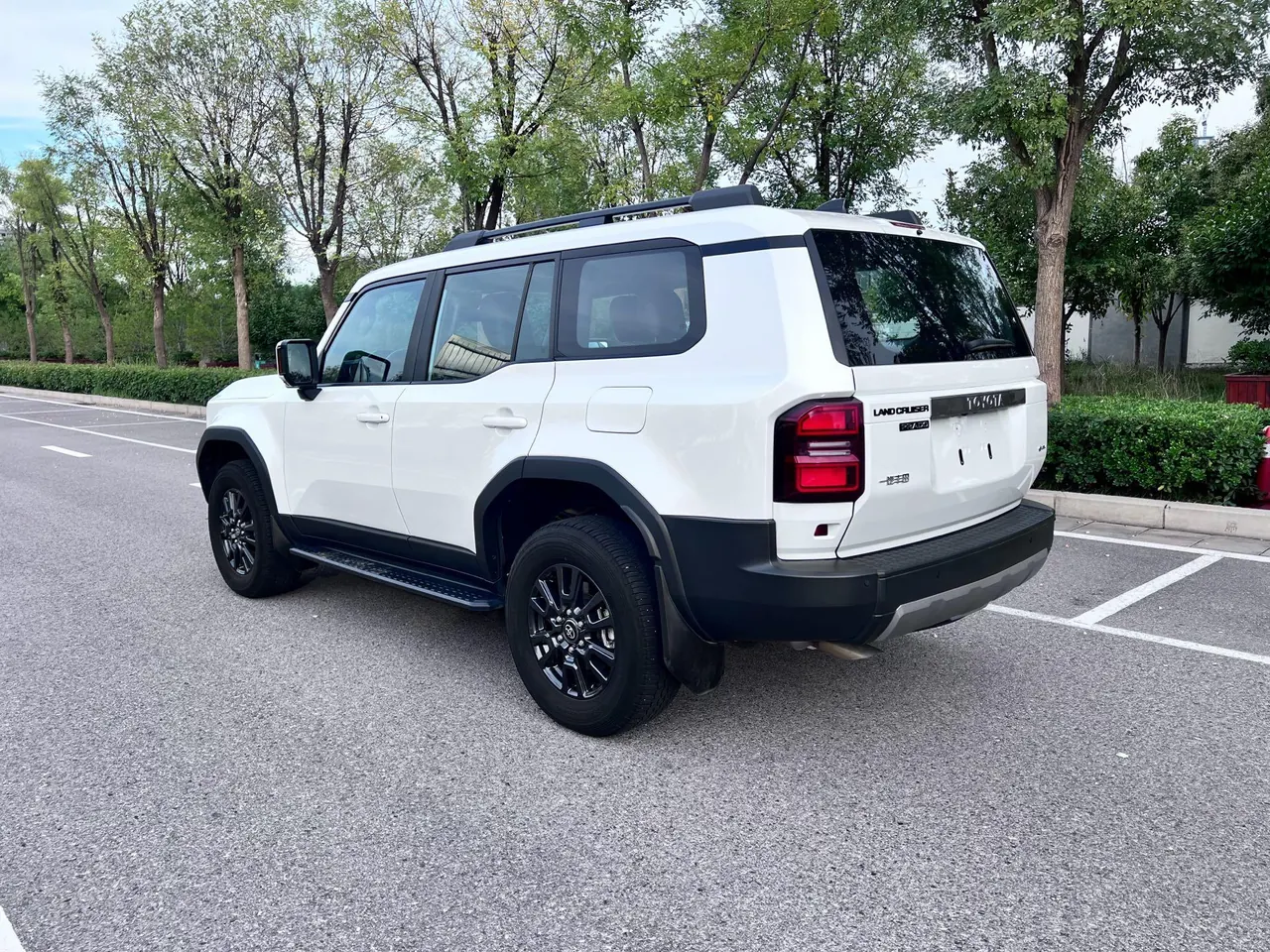Toyota 2024 Prado HEV 2.4T all-around TX version 5-seat automatic gear 4