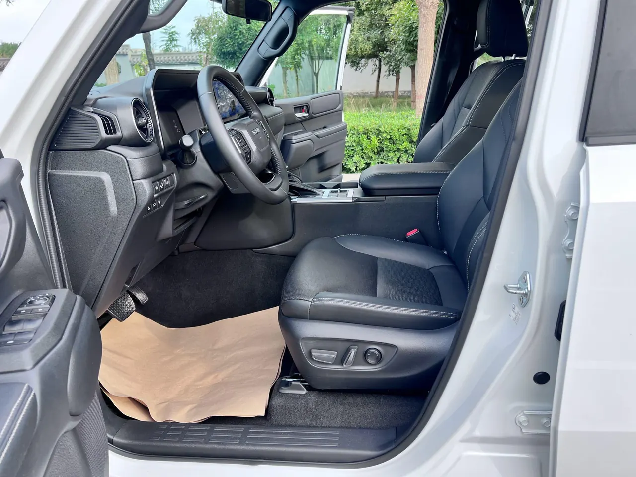 Toyota 2024 Prado HEV 2.4T all-around TX version 5-seat automatic gear 7
