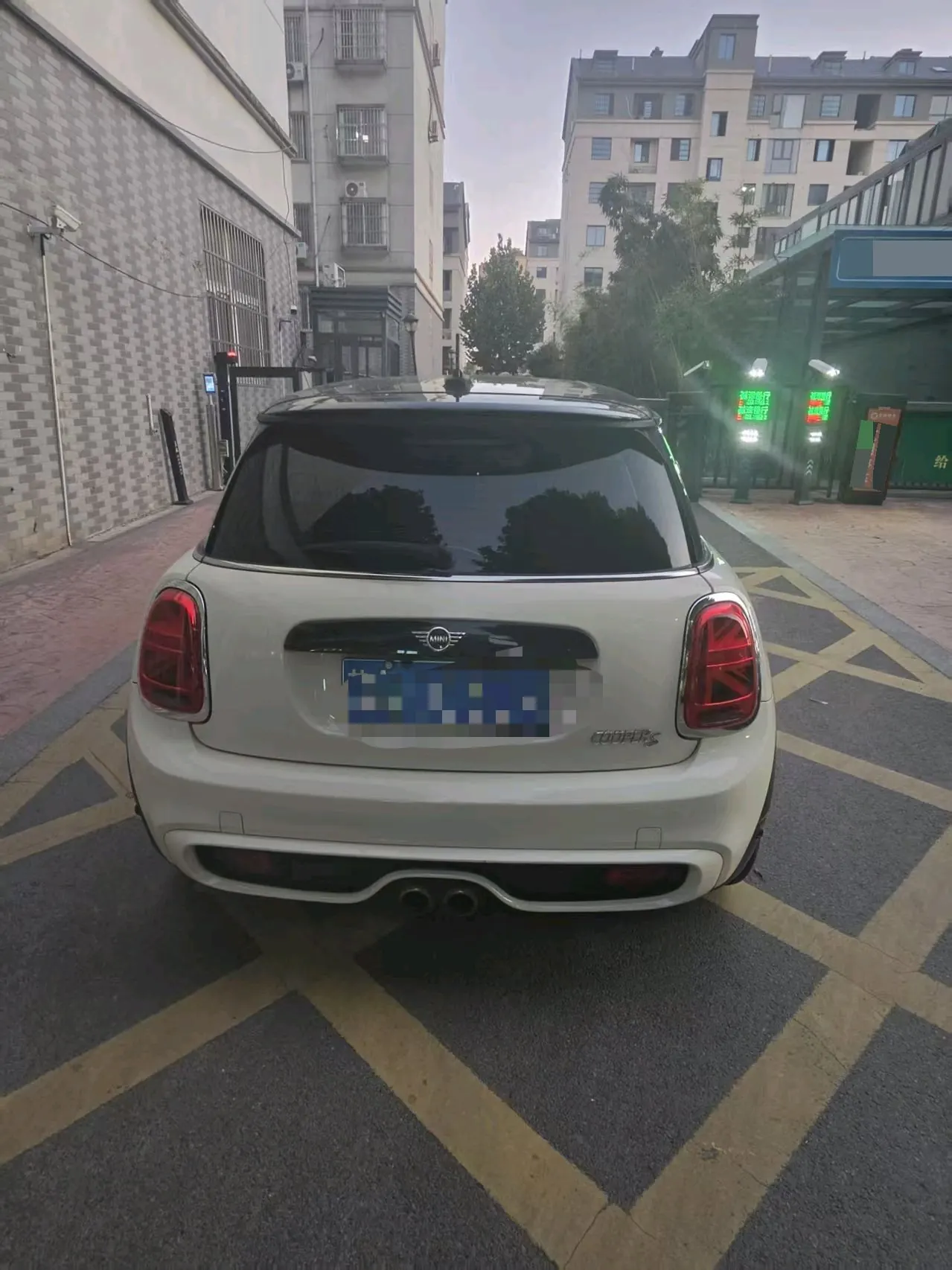 MINI Mini (imported) 2020 Mini Cooper S 2.0T classic automatic gear 6