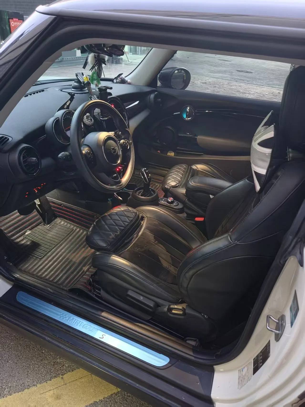 MINI Mini (imported) 2020 Mini Cooper S 2.0T classic automatic gear 9