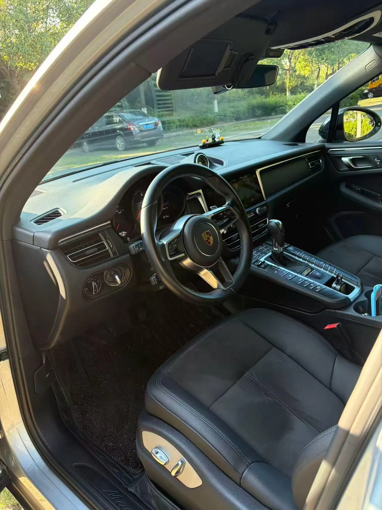 Porsche Macan (Imported) 2021 Macan 2.0T Automatic Gear 5
