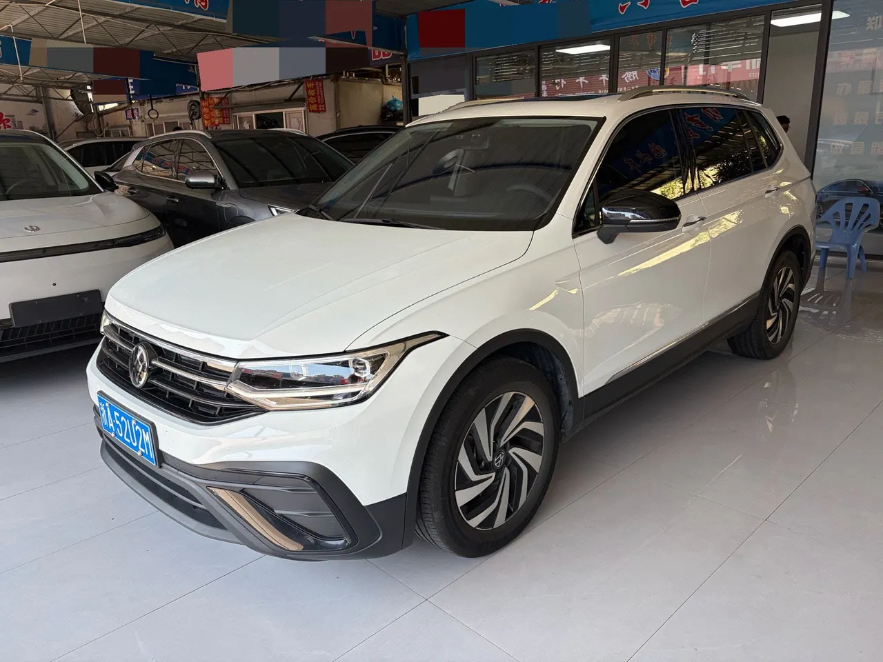 打开图片灯箱:Volkswagen 2024 Tiguan L 1.5TSI 300TSI Two‑Wheel‑Drive Longteng Edition Automatic Transmission