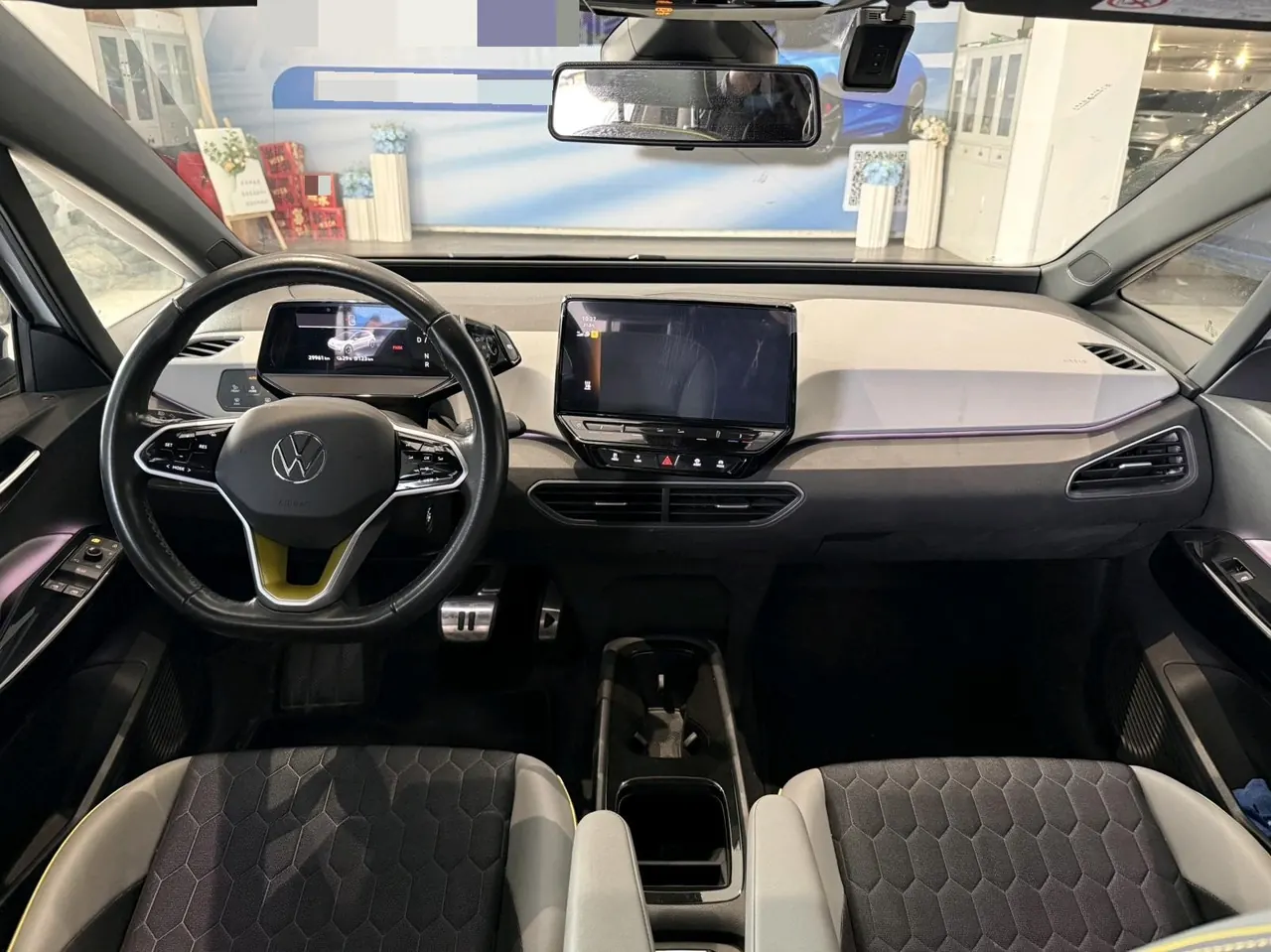 Volkswagen 2021 ID. 3 Pro Extremely Intelligent Automatic 5