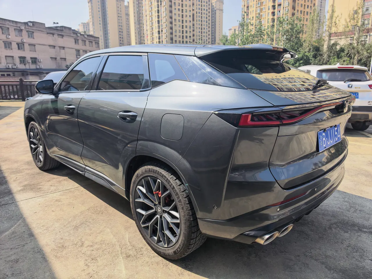 ChangAn 2025 UNI-Z 1.5T 500Bar PRO automatic gear 3