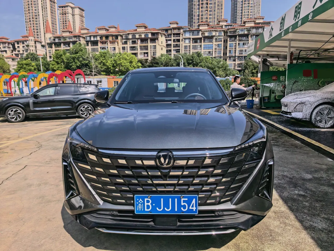 ChangAn 2025 UNI-Z 1.5T 500Bar PRO automatic gear 4