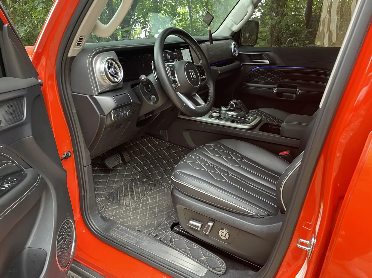 Tank 2023 Tank 300 2.0T Off-Road Challenger Automatic Gear 2