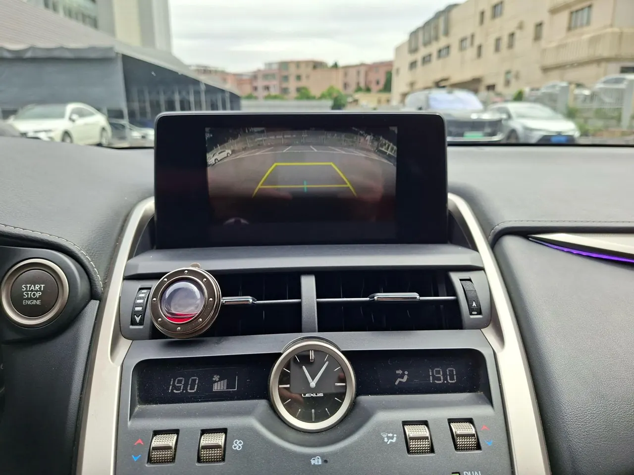 Lexus NX (Imported) 2020 NX200 2.0 Stepless Front Edition Automatic Gear 7