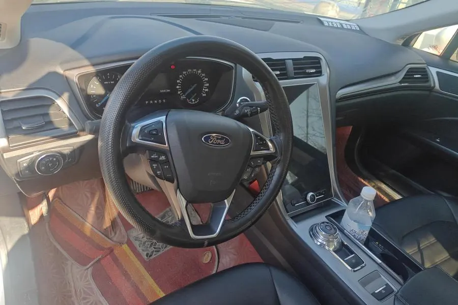 Ford 2020 Mondeo 1.5T EcoBoost 180 Fashion Automatic 3