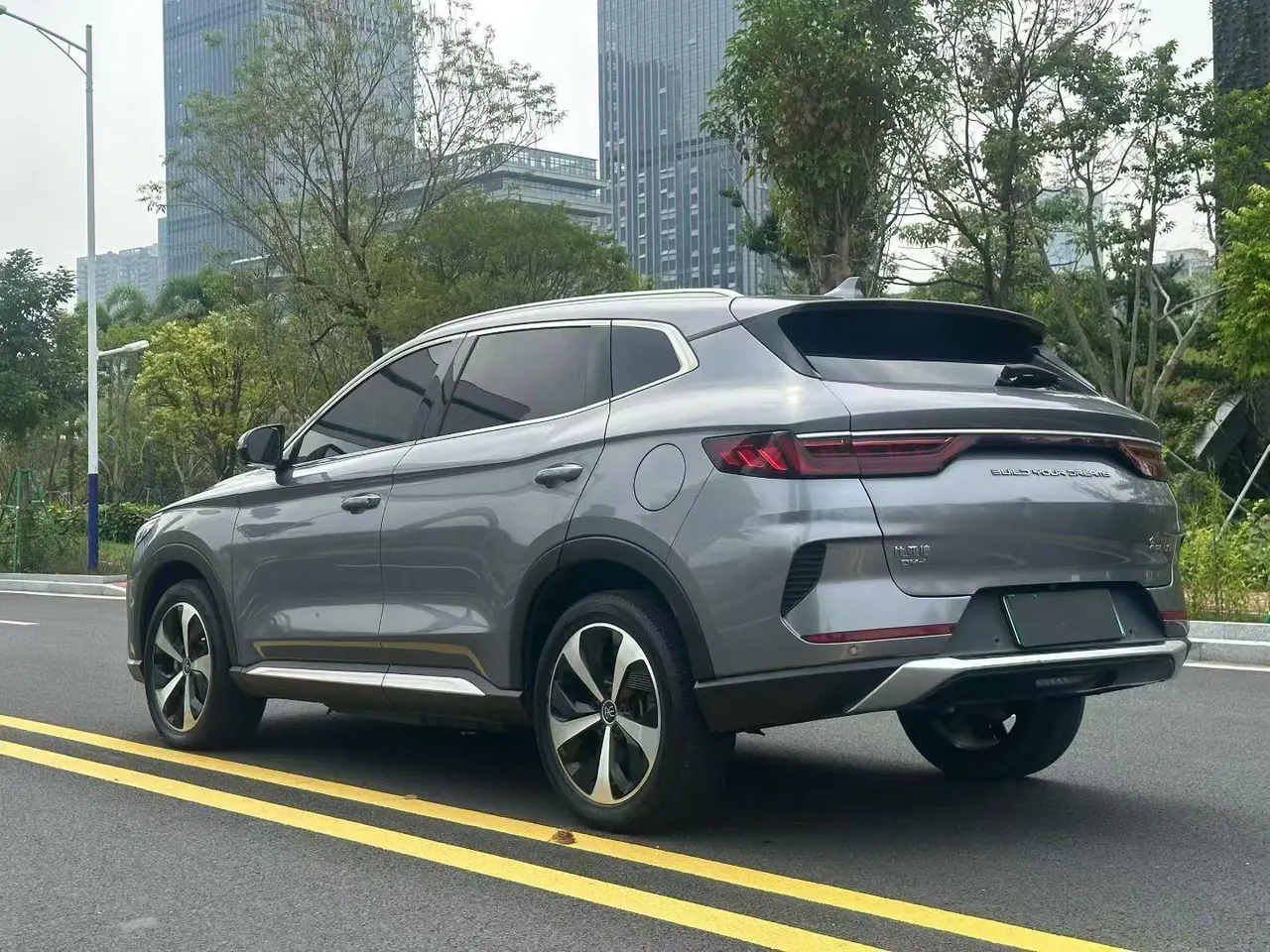 BYD Song PLUS New Energy 2021 Song PLUS DM-i 1.5 Stepless 110KM Flagship PLUS Automatic Gear 5