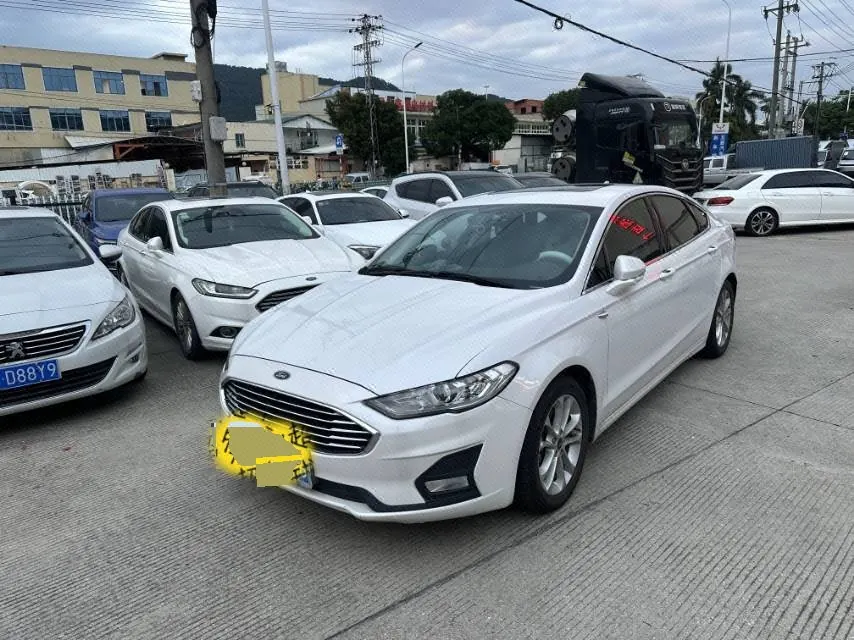 Открыть галерею: Ford 2020 Mondeo 2.0T EcoBoost 200 luxury automatic gear