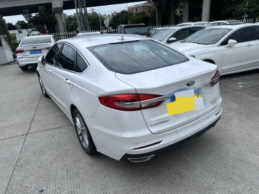 Ford 2020 Mondeo 2.0T EcoBoost 200 luxury automatic gear 6