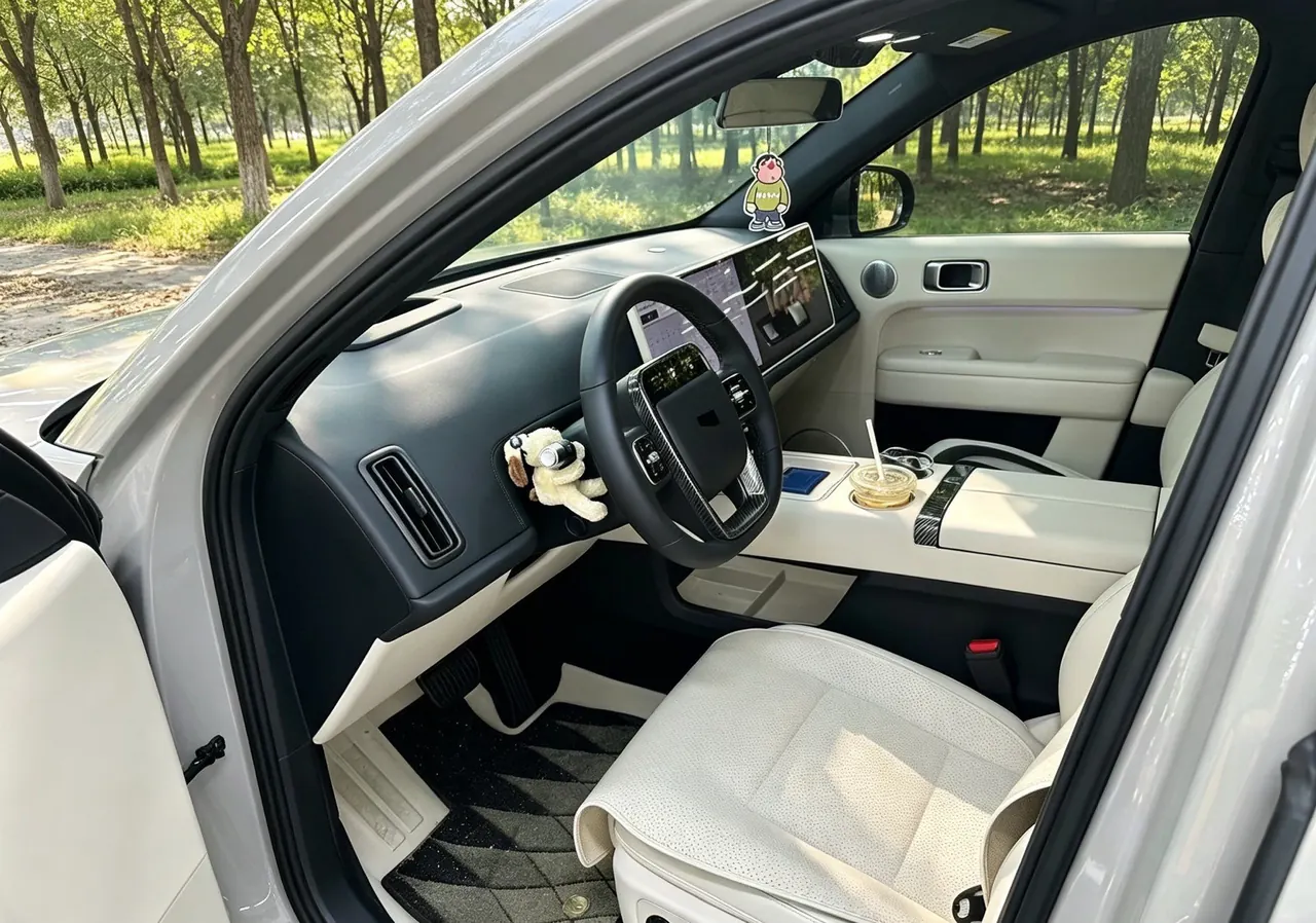 Li 2025 L6 Max Intelligent Rejuvenation New Edition Automatic Gear 3