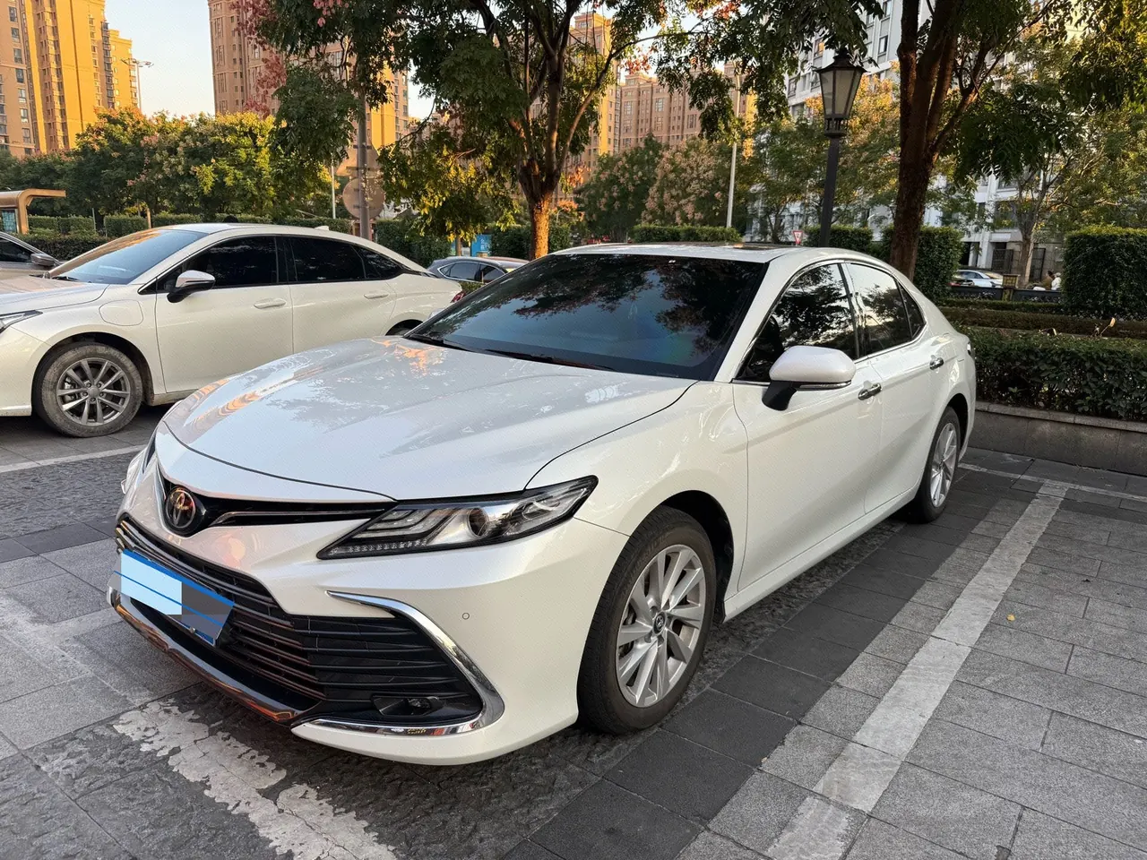Open image lightbox: Toyota 2021 Camry 2.0G Stepless Deluxe Edition Automatic Gear