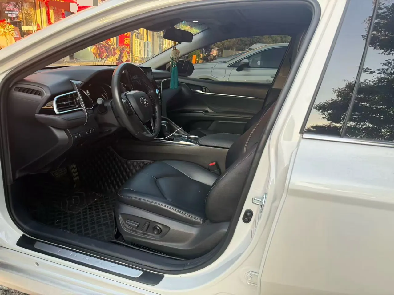 Toyota 2021 Camry 2.0G Stepless Deluxe Edition Automatic Gear 4