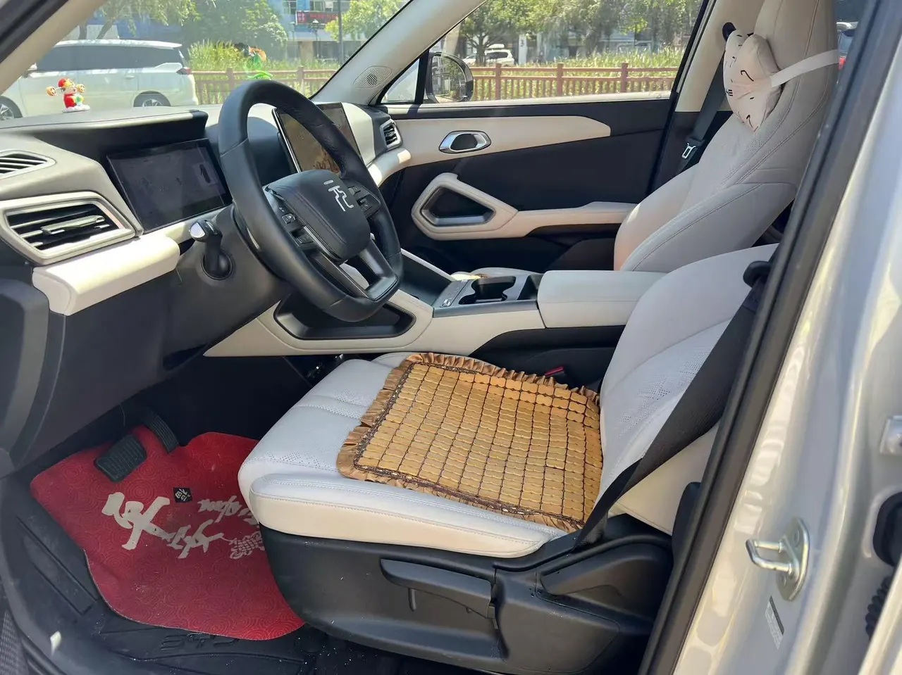 BYD 2025 Yuan UP Smart Driving 401KM Vital Automatic Gear 6