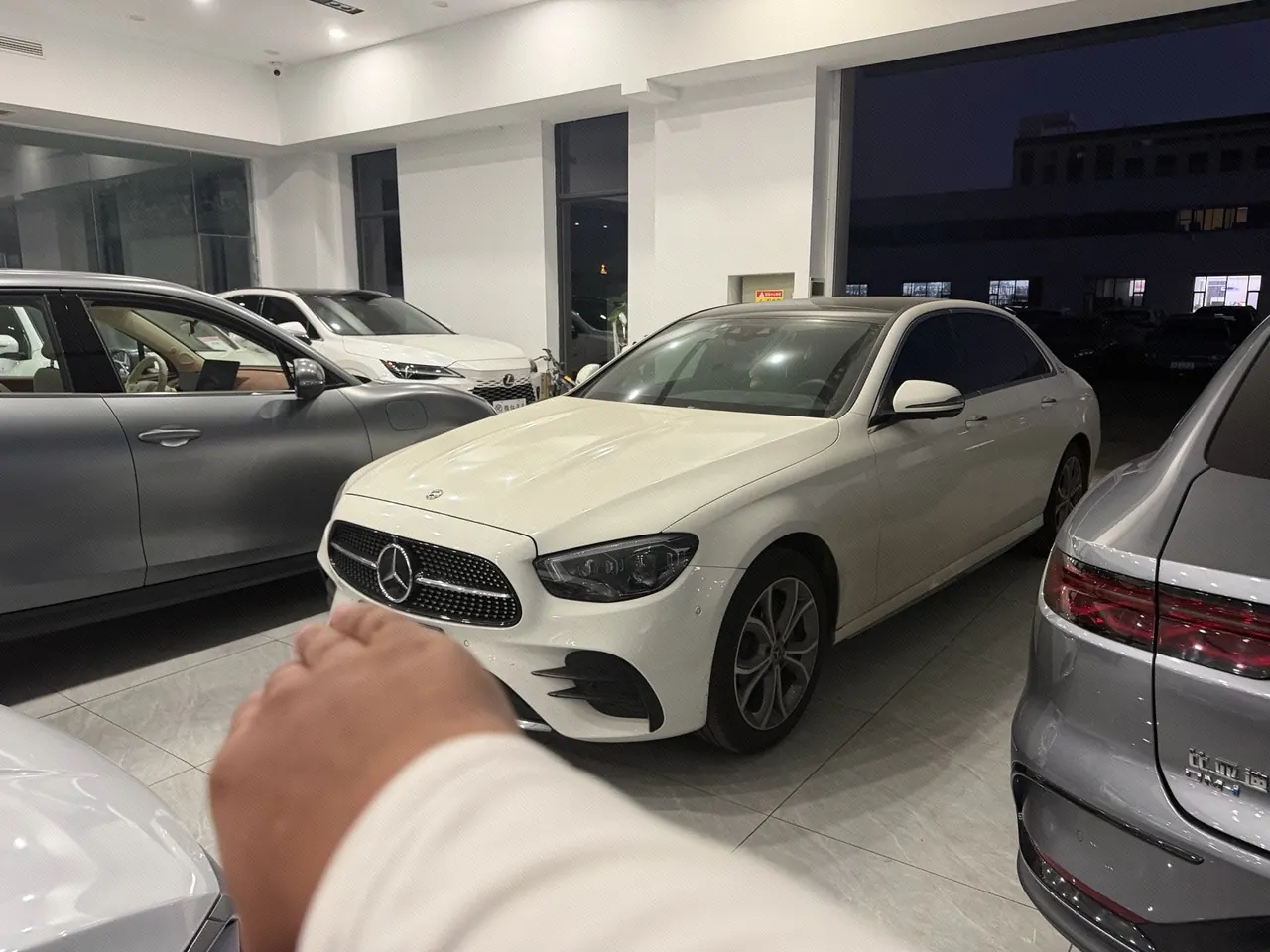 Open image lightbox: Mercedes Benz E-Class 2021 E 300 L 2.0T Distinguished Sports Automatic