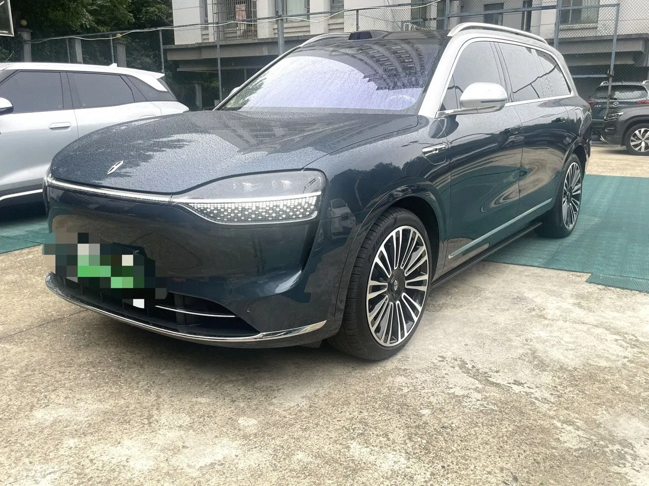 Открыть галерею: AITO 2024 AITO M9 extended range Ultra 52kWh automatic gear