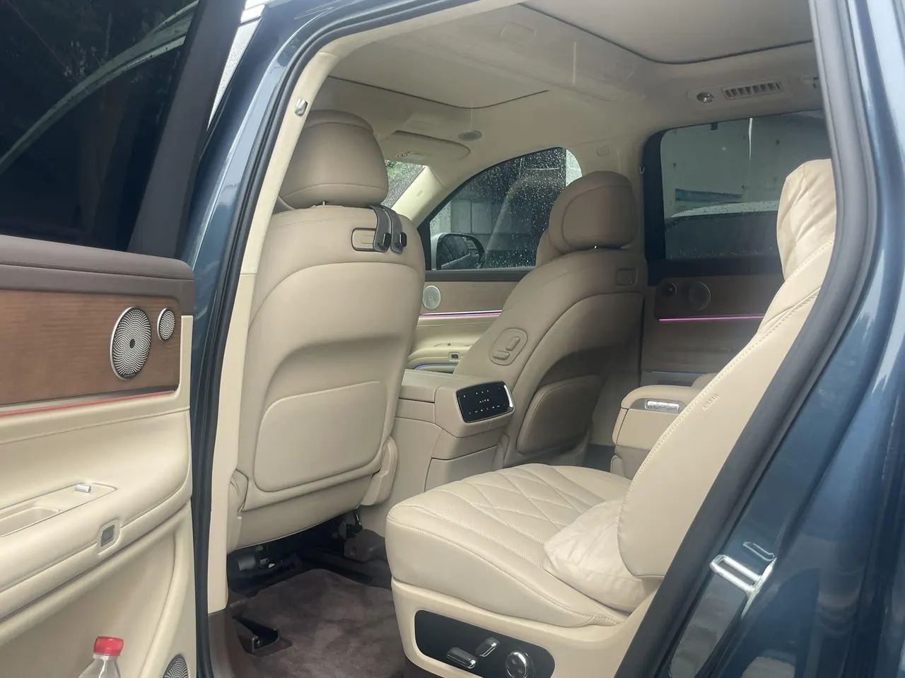 AITO 2024 AITO M9 extended range Ultra 52kWh automatic gear 3