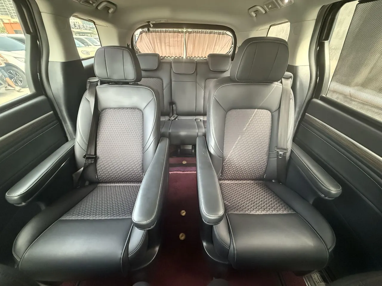 Chuanqi 2021 M8 2.0T 390T Lingxiu Series Deluxe Edition Automatic Gear 8