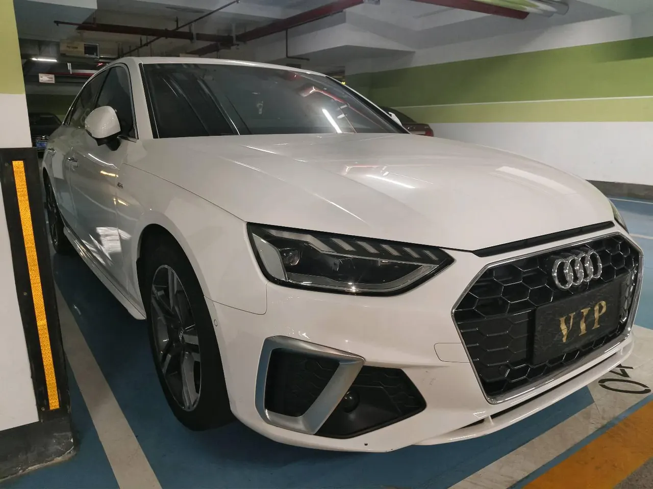 Audi 2020 A4L 2.0TFSI 40TFSI Deluxe Dynamic Automatic 3