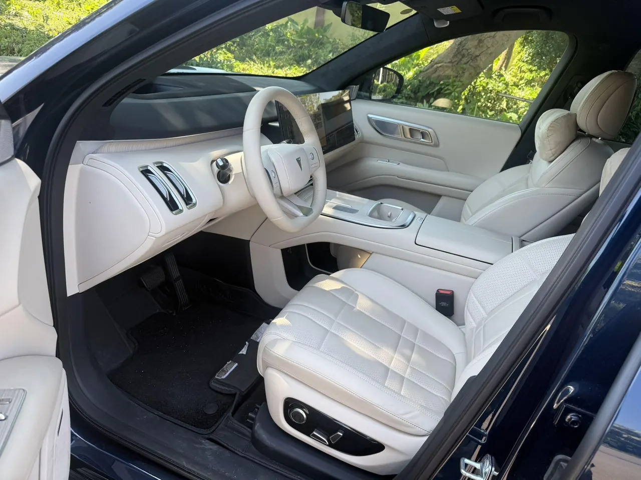 ChangAn Deepal 2025 S09 four-wheel drive Ultra high-fixed automatic gear 5