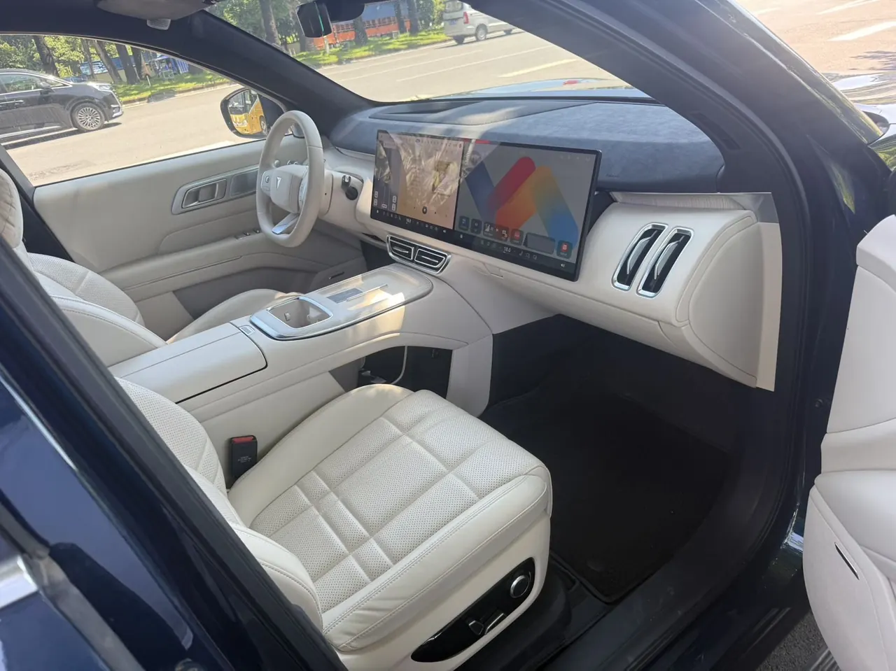 ChangAn Deepal 2025 S09 four-wheel drive Ultra high-fixed automatic gear 9