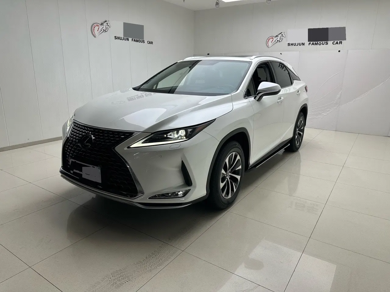 Открыть галерею: Lexus RX (Imported) 2020 RX300 2.0T Two-Drive Elite Automatic Gear