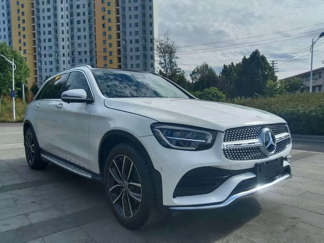 Mercedes Benz 2021 GLC 300 L 4MATIC 2.0T Dynamic Automatic 3