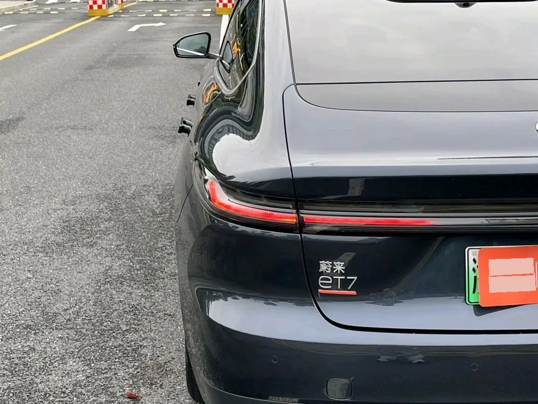 NIO 2023 ET7 75kWh automatic gear 10